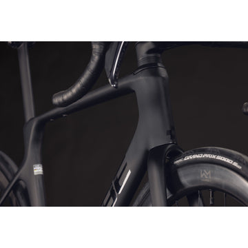 27 Cube Agree C62 Pro - Carbon 'N' Black -