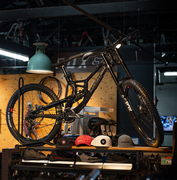 25 Santa Cruz V10 8 CC DH - S Kit - Black Speckle -