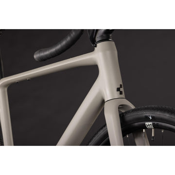 27 Cube Nuroad EX - Oat Grey 'N' Black -