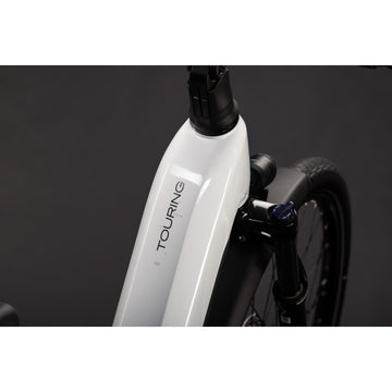 27 Cube Touring Hybrid One EE 720 - Metallic White 'N' Chrome -