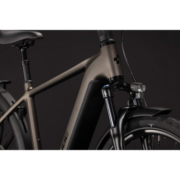 27 Cube Touring Hybrid Pro 800 - Umbra 'N' Black -