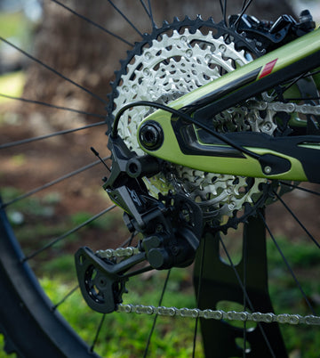 Custom Pivot Switchblade 29 V5 - Electric Lime -