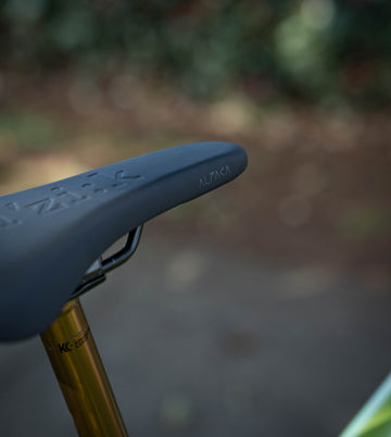 Custom Pivot Switchblade 29 V5 - Electric Lime -