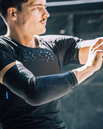 Dharco Gravity Elbow Pad -