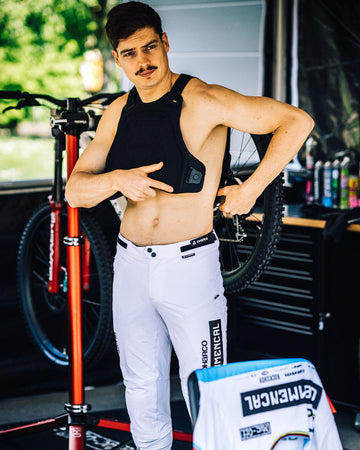 Dharco Gravity Vest -