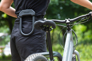 Hiplok DX With 2M Cable - Black