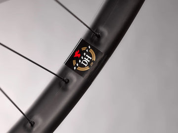 Reserve 31 DH 32h Carbon MTB Rim -