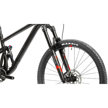 Silverback SE Series 11 Enduro Bike - Steath Black -