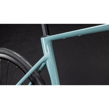 26 Cube Attain C62 Race - Skylight Blue 'N' Cyan -