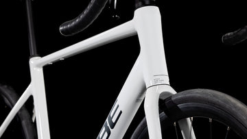25 Cube Attain SLX - Grey -