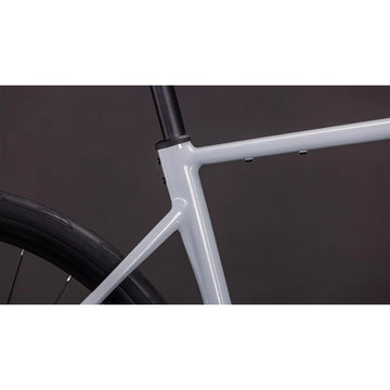 26 Cube Attain Race - Fog Grey 'N' Shift -