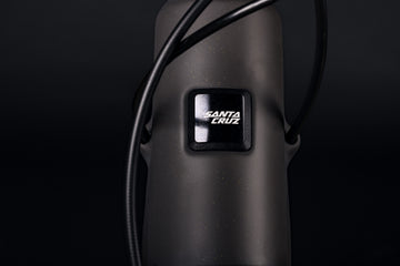 27 Santa Cruz Vala 1 CC - XT Di2 RSV Kit - Matte Carbon Sparkle -