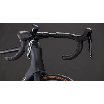 26 Cube Agree C62 SLT - Black 'N' Black -