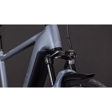 26 Cube Touring Hybrid Pro 800 Pearl Grey 'N' Grey -