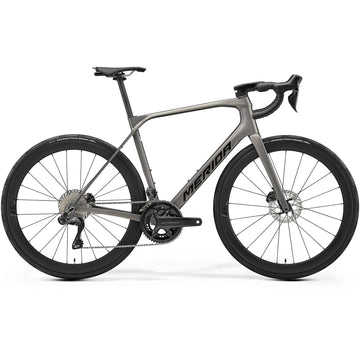 26 Merida Scultura Endurance 8000 - Warm Slate Grey/Black -