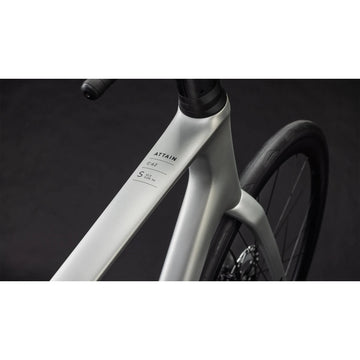 26 Cube Attain C62 SLX - Sleek Greyl 'N' Prism -