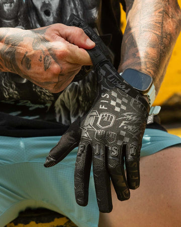 Fist Strapped Glove - Smash Forth -