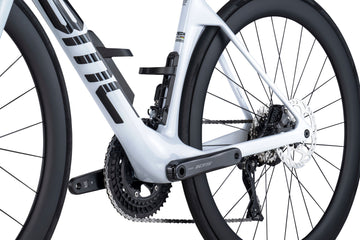 26 BMC Teammachine R04 Five - White/Black-