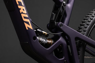 25 Santa Cruz Hightower 4 CC - X0 AXS Kit RSV - Matte Deep Purple -