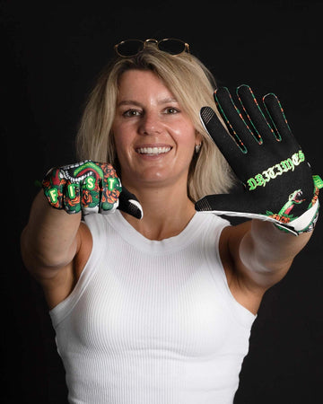 Fist Strapped Glove - Poison -