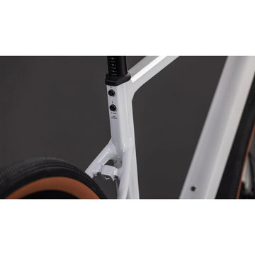 26 Cube Nuroad EX - Cotton 'N' Grey -
