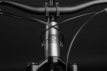 26 Santa Cruz Vala AL 1 C - Deore Kit - Gloss Lunar Grey -