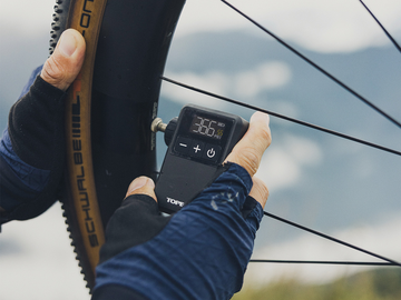 Topeak E- Booster Digital Mini Electric Pump