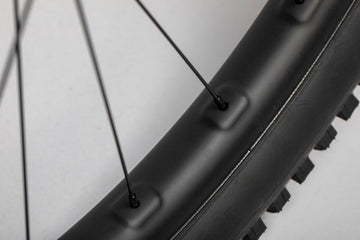 Reserve 30 HD Mullet MX Boost Carbon 6 Bolt DEG DF- DT 350-