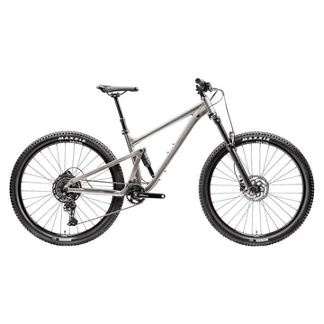 Silverback SE Series 10 Trail Bike - Gloss Moondust Metallic/Matte Black -