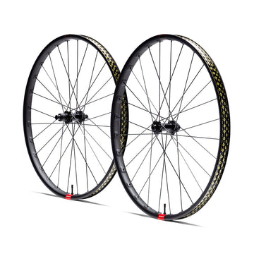 Reserve 30 XC Carbon Centerlock - DT 180 -