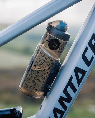 Peaty's x Fidlock Lockin Bottle + Mount 600ml Logo/Smoke