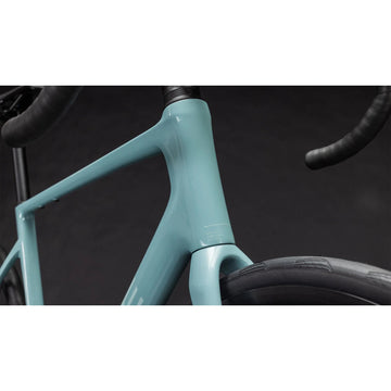 26 Cube Attain C62 Race - Skylight Blue 'N' Cyan -